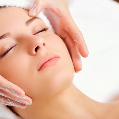 Algologie sensitive skin or Hydro boost Facial